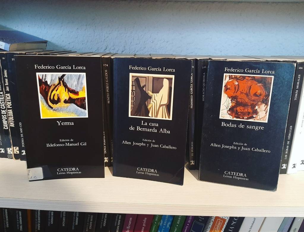 Dar clase como excusa para releer mis obras favoritas. 
Espero que las chicas del taller de lectura crí­tica de Libreramente disfrutaran del teatro de Lorca al menos la mitad que&nbsp;yo.