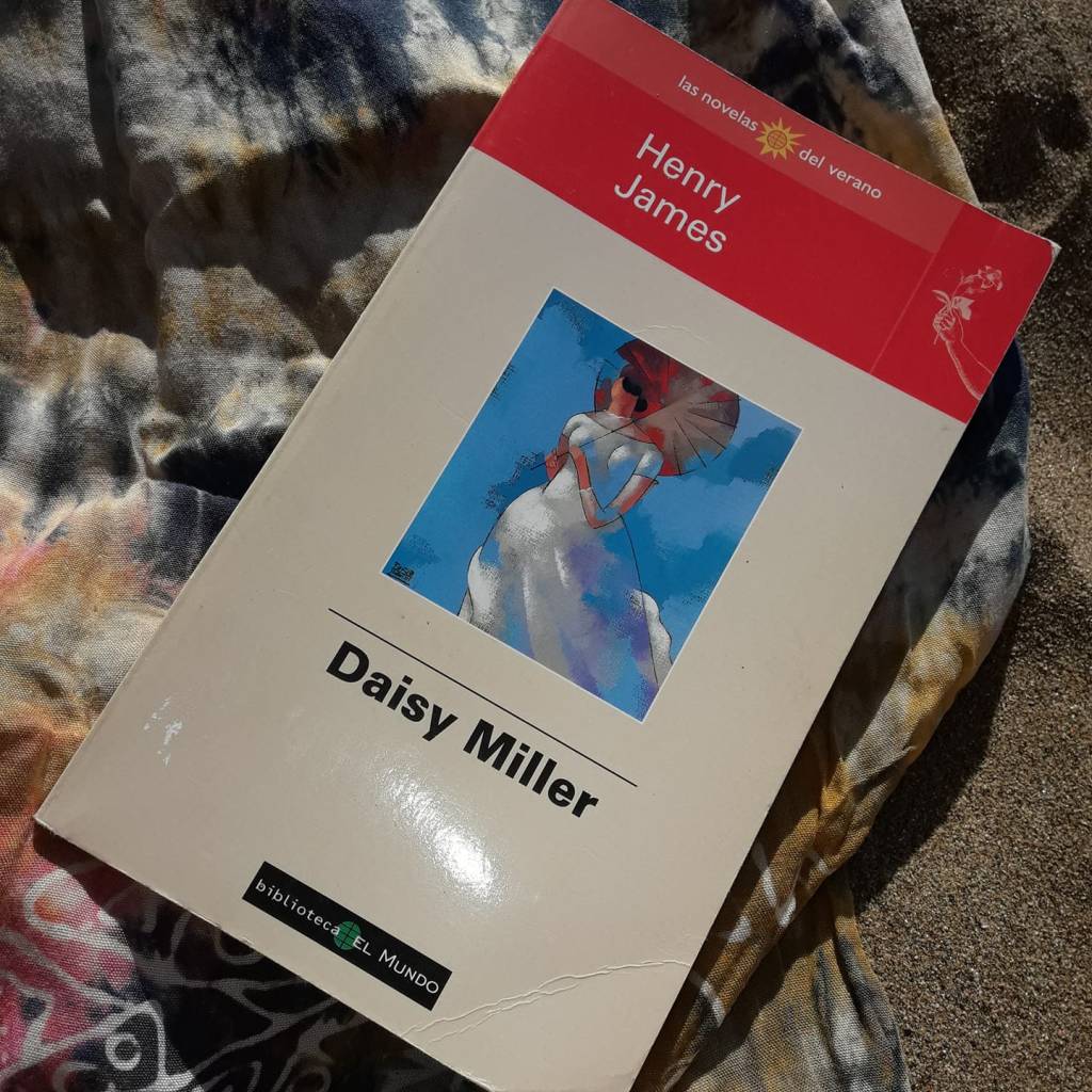 Hoy mi despacho es la playa. Preparando las lecturas de las clases de Gizatiar, que este curso 2018-2019 dedicaremos a Literatura&nbsp;Norteamericana.